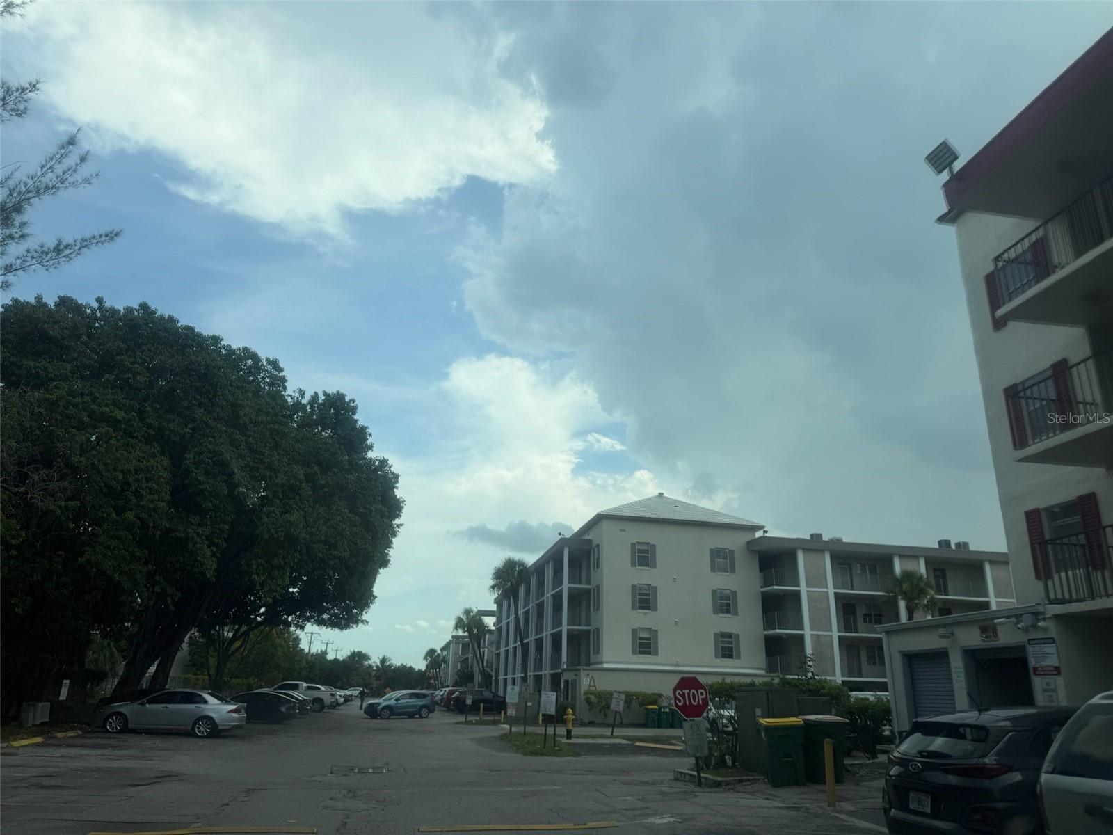 3001 48th Unit 442, Lauderdale Lakes, FL 33313