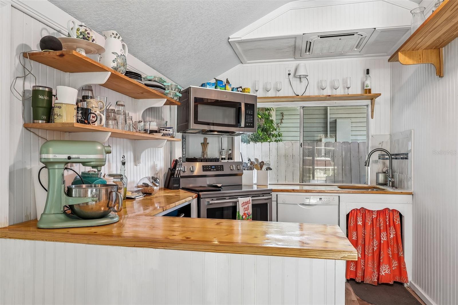 6281 Bass, St Cloud, FL 34771