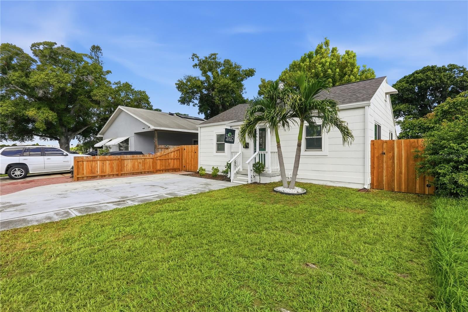 2861 17th, St Petersburg, FL 33713