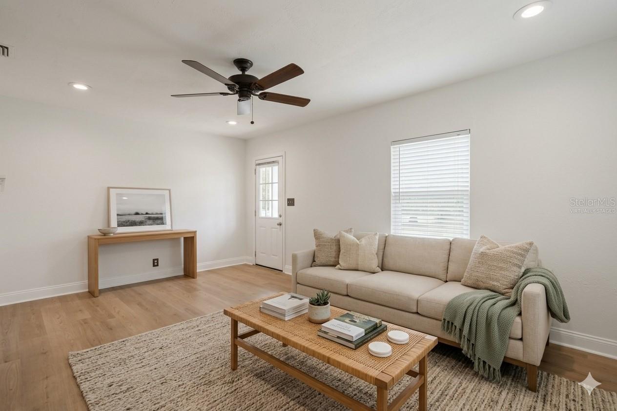 2861 17th, St Petersburg, FL 33713