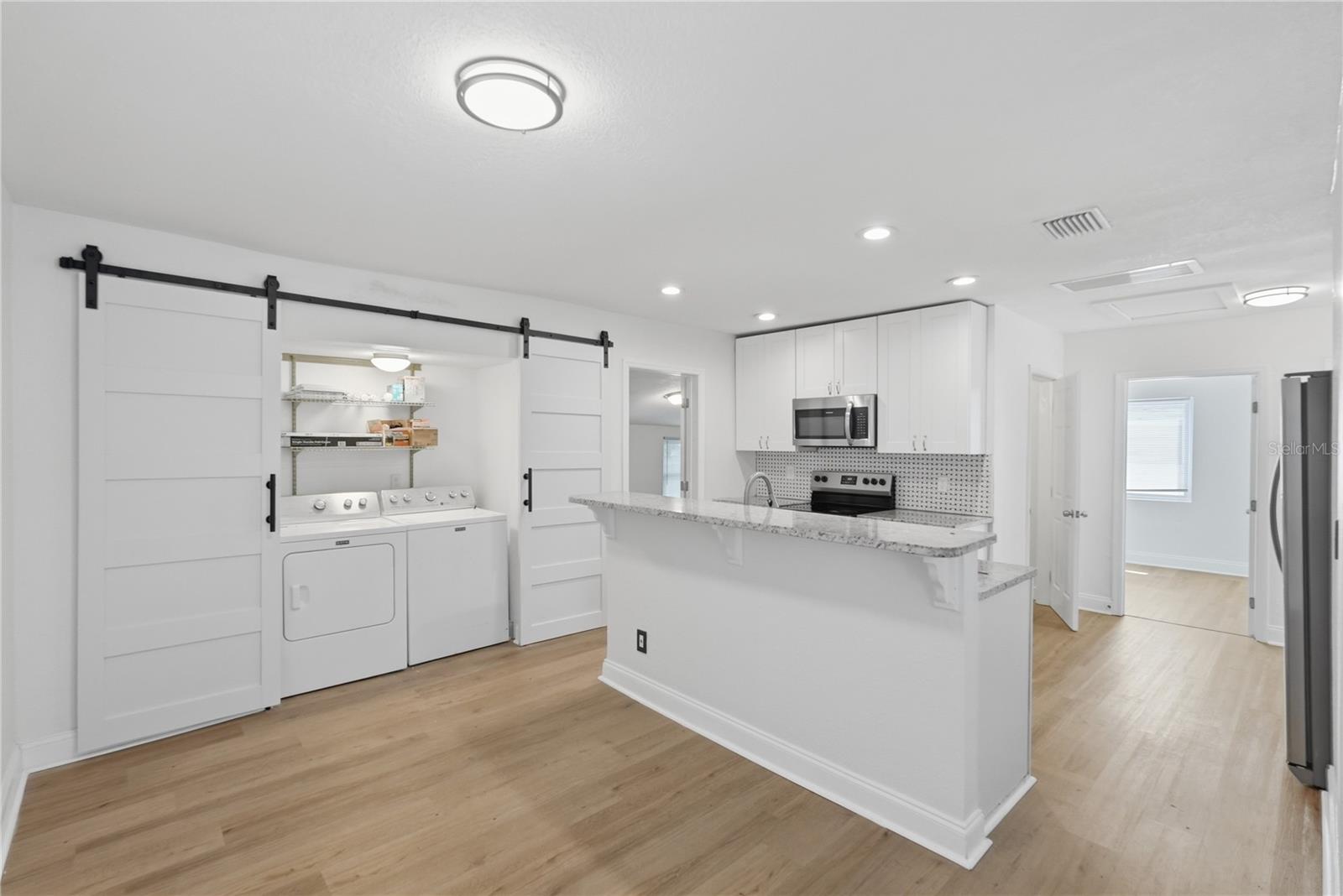 2861 17th, St Petersburg, FL 33713