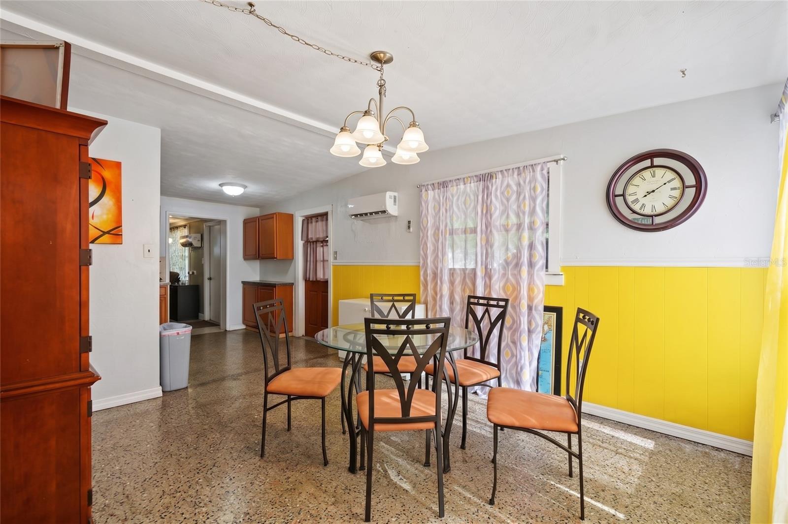 9374 84th, Seminole, FL 33777