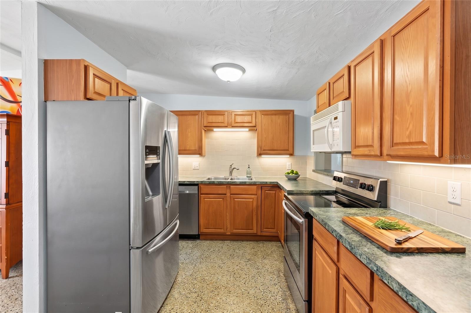 9374 84th, Seminole, FL 33777