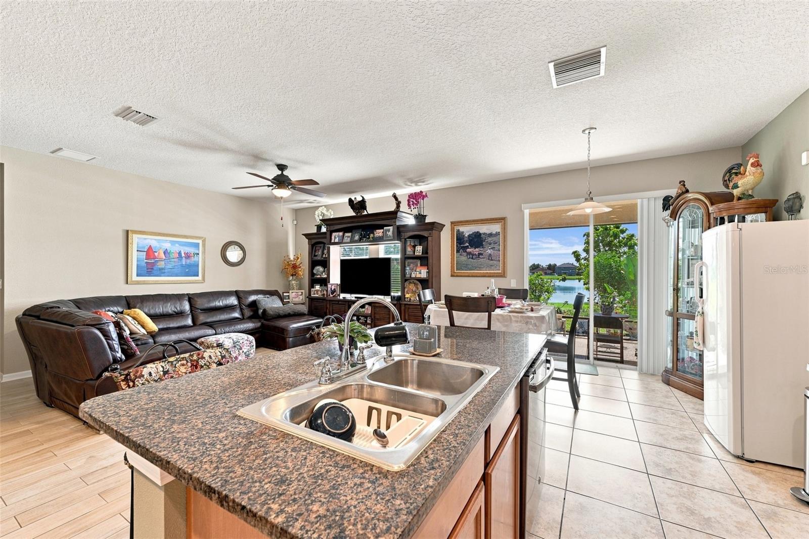 803 Parker Den, Ruskin, FL 33570