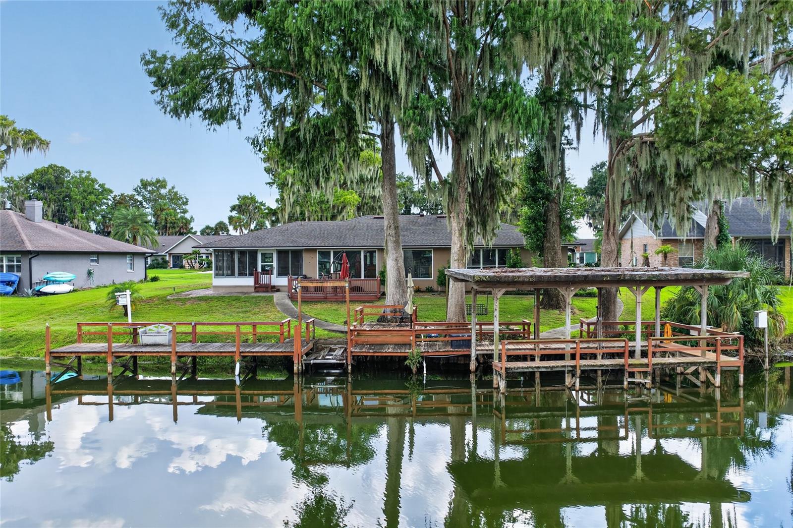 235 Temple, Eustis, FL 32726