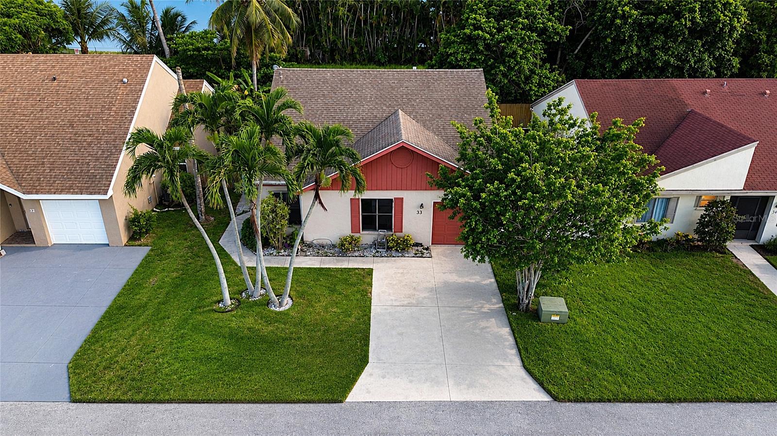 33 Peachtree, Boynton Beach, FL 33436