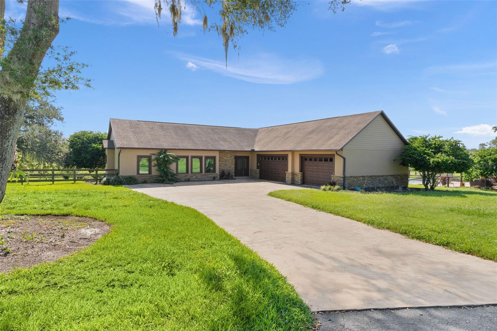 16215 Douglas, Groveland, FL 34736
