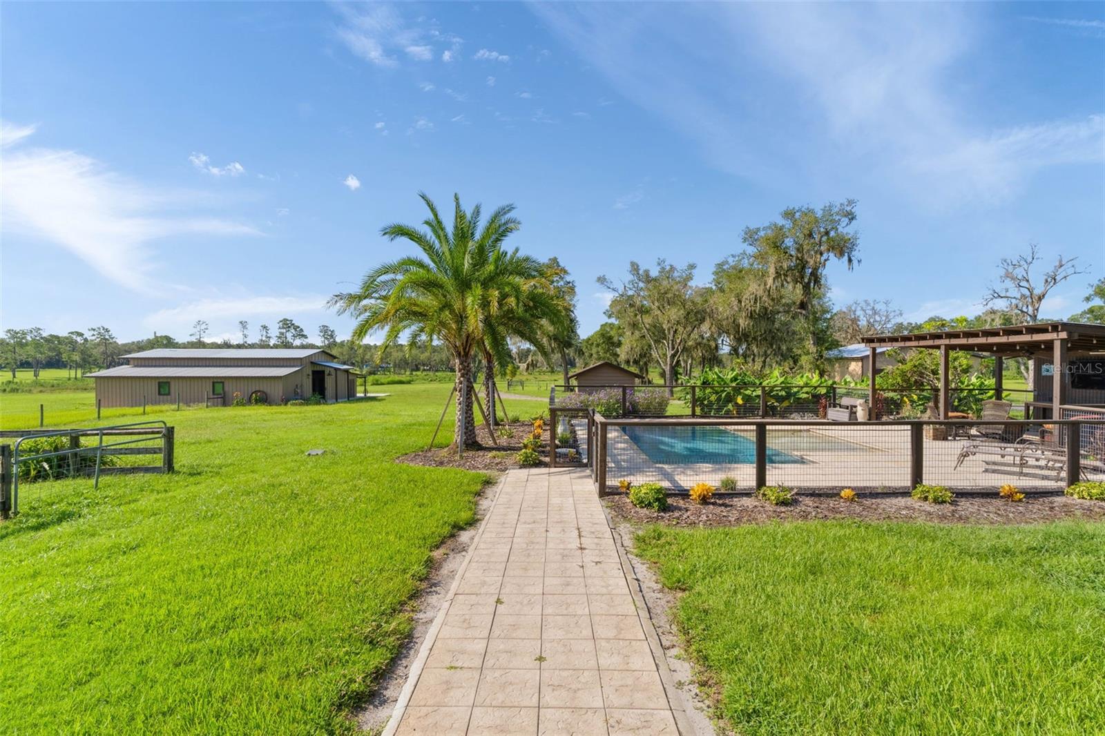 16215 Douglas, Groveland, FL 34736