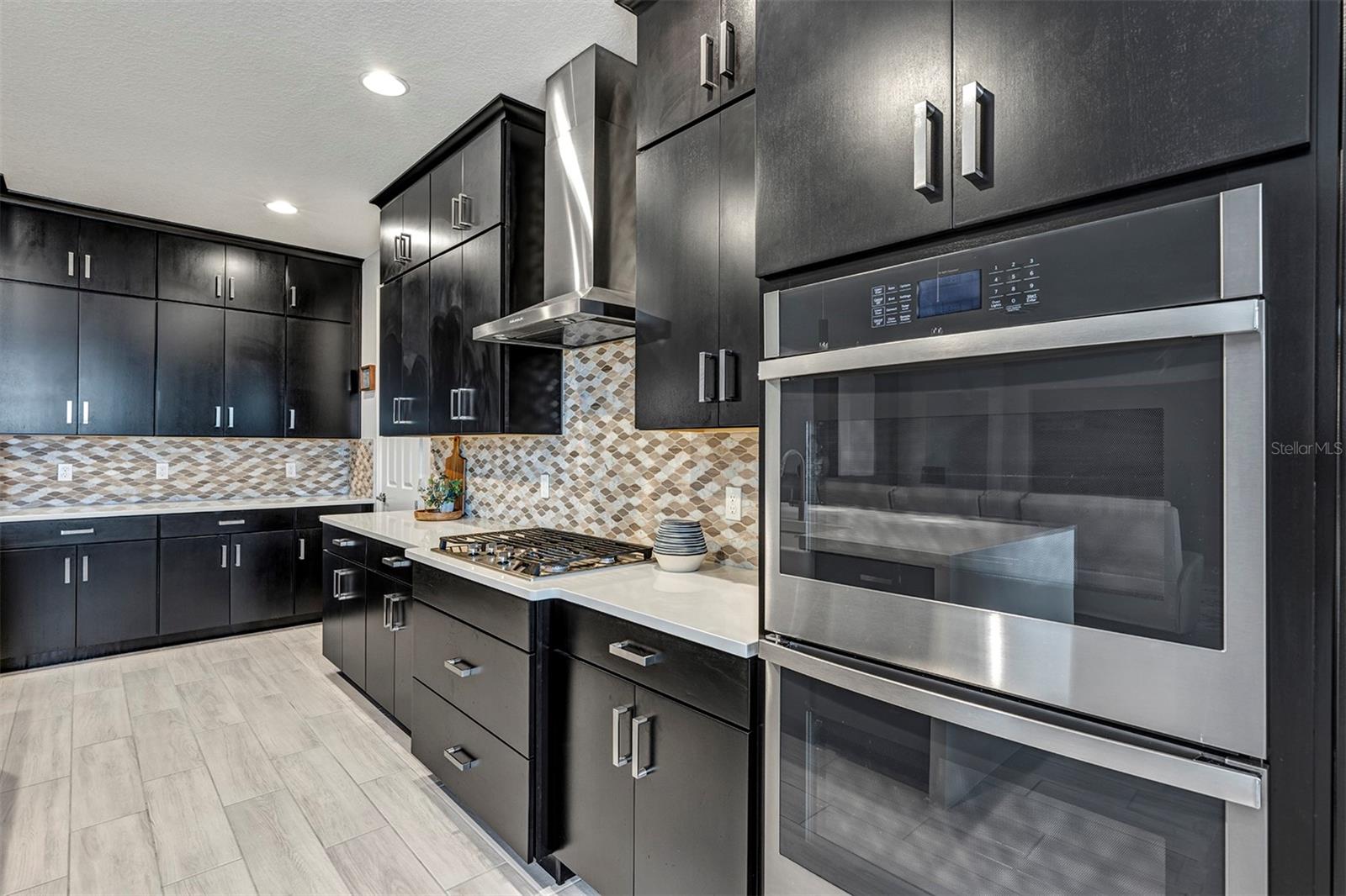 1112 Hull Island, Oakland, FL 34787