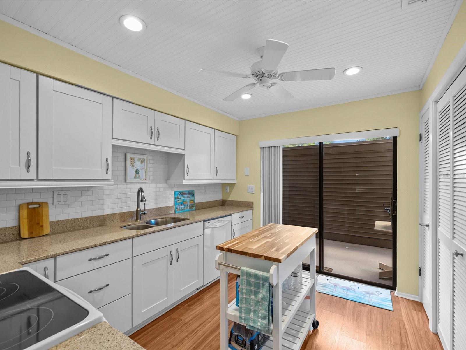 13002 Wedgewood Unit B, Hudson, FL 34667