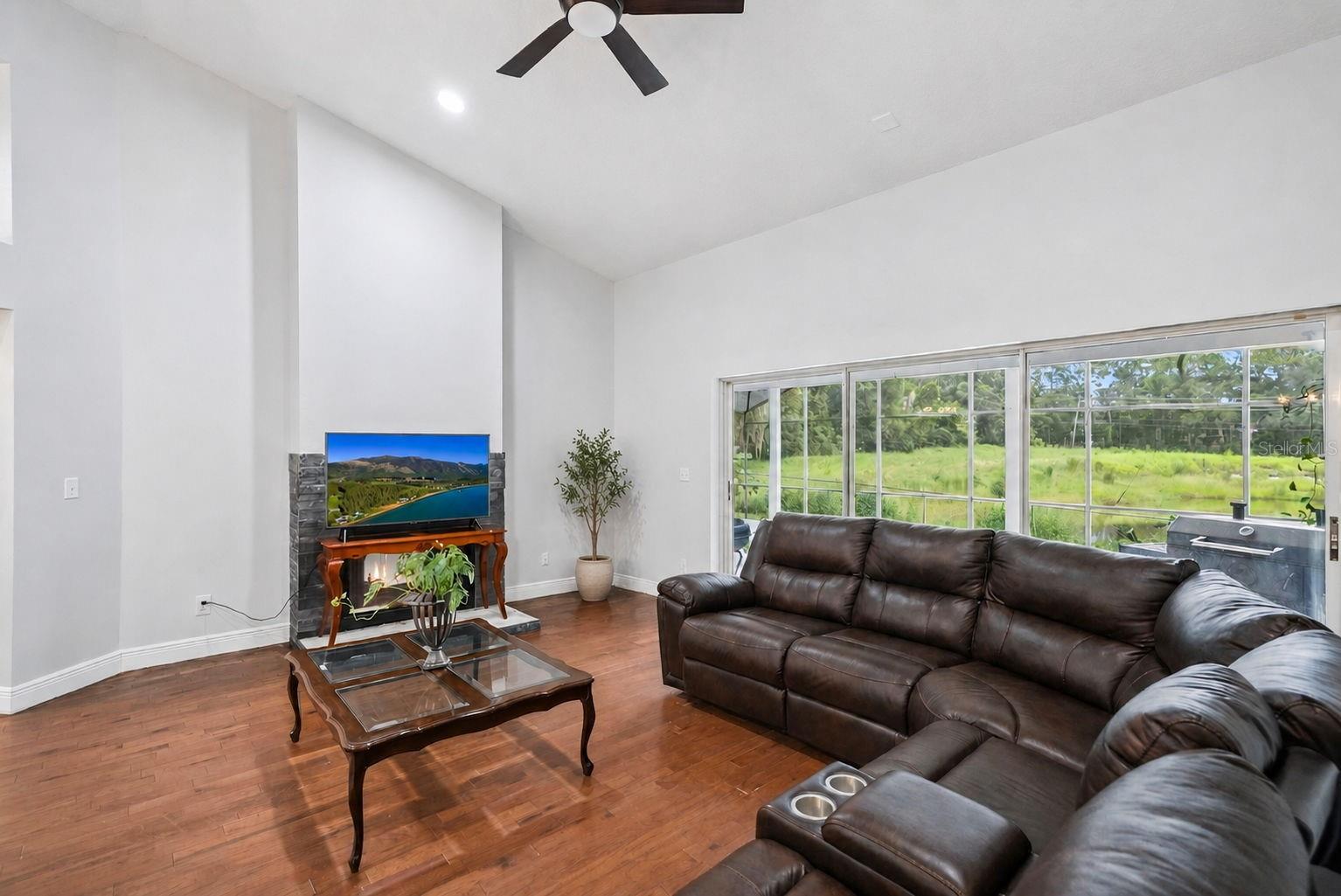 806 Oak Forest, Deland, FL 32724