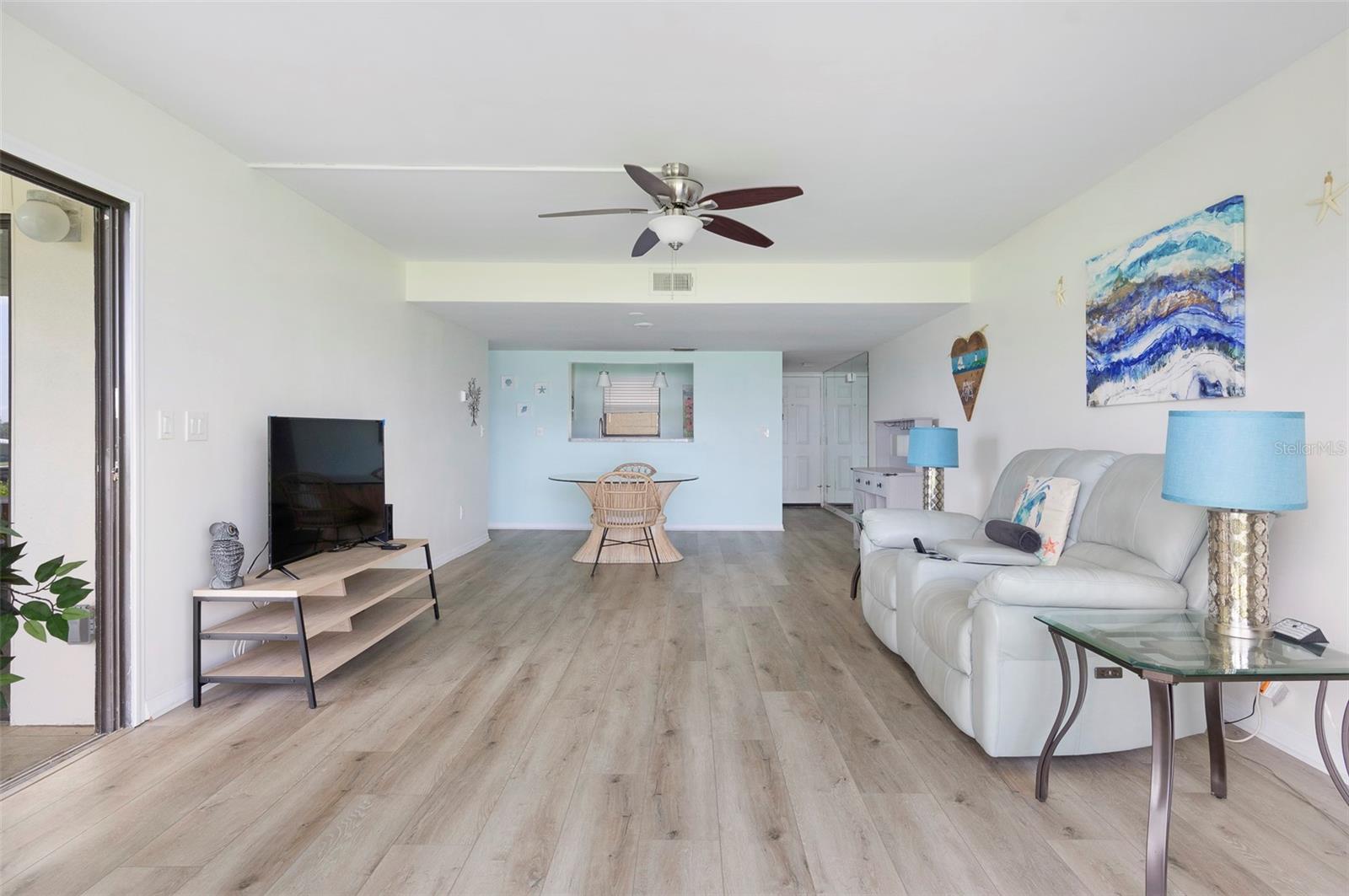 7903 Sailboat Key Unit 102, South Pasadena, FL 33707
