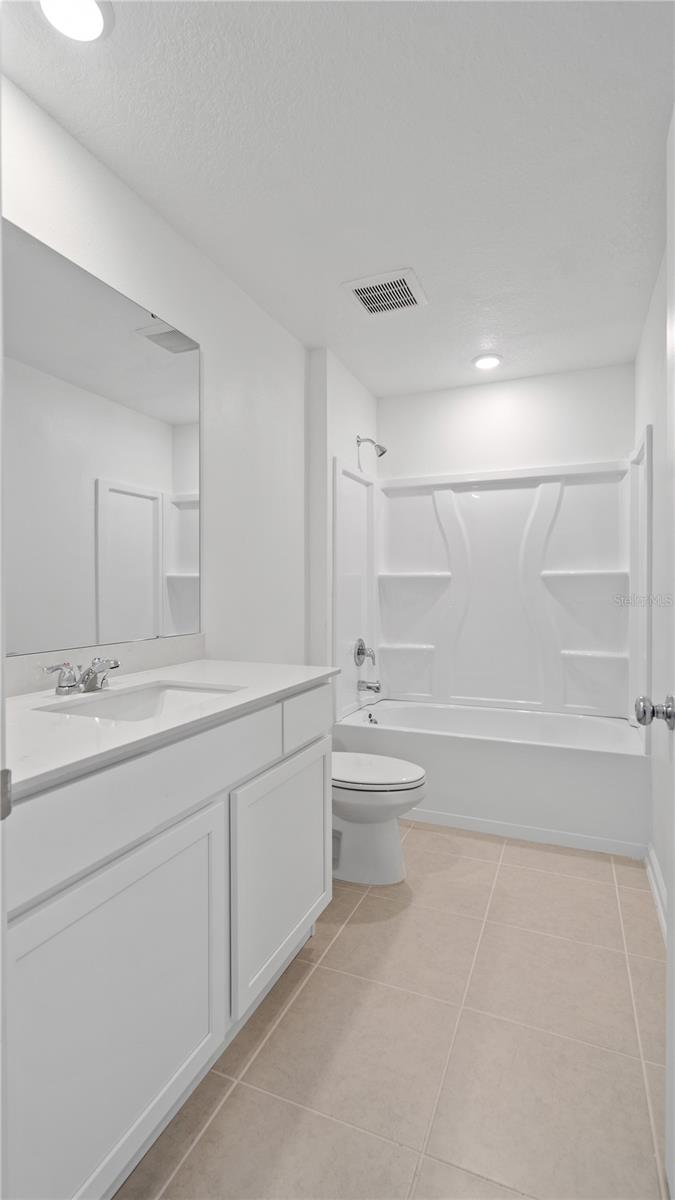 1948 Pine Meadows Golfcourse, Eustis, FL 32726
