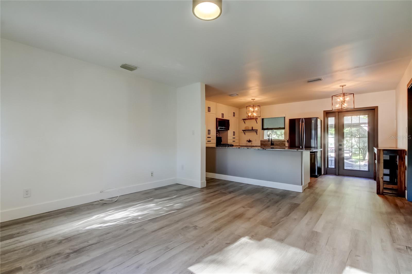 375 10th, Safety Harbor, FL 34695