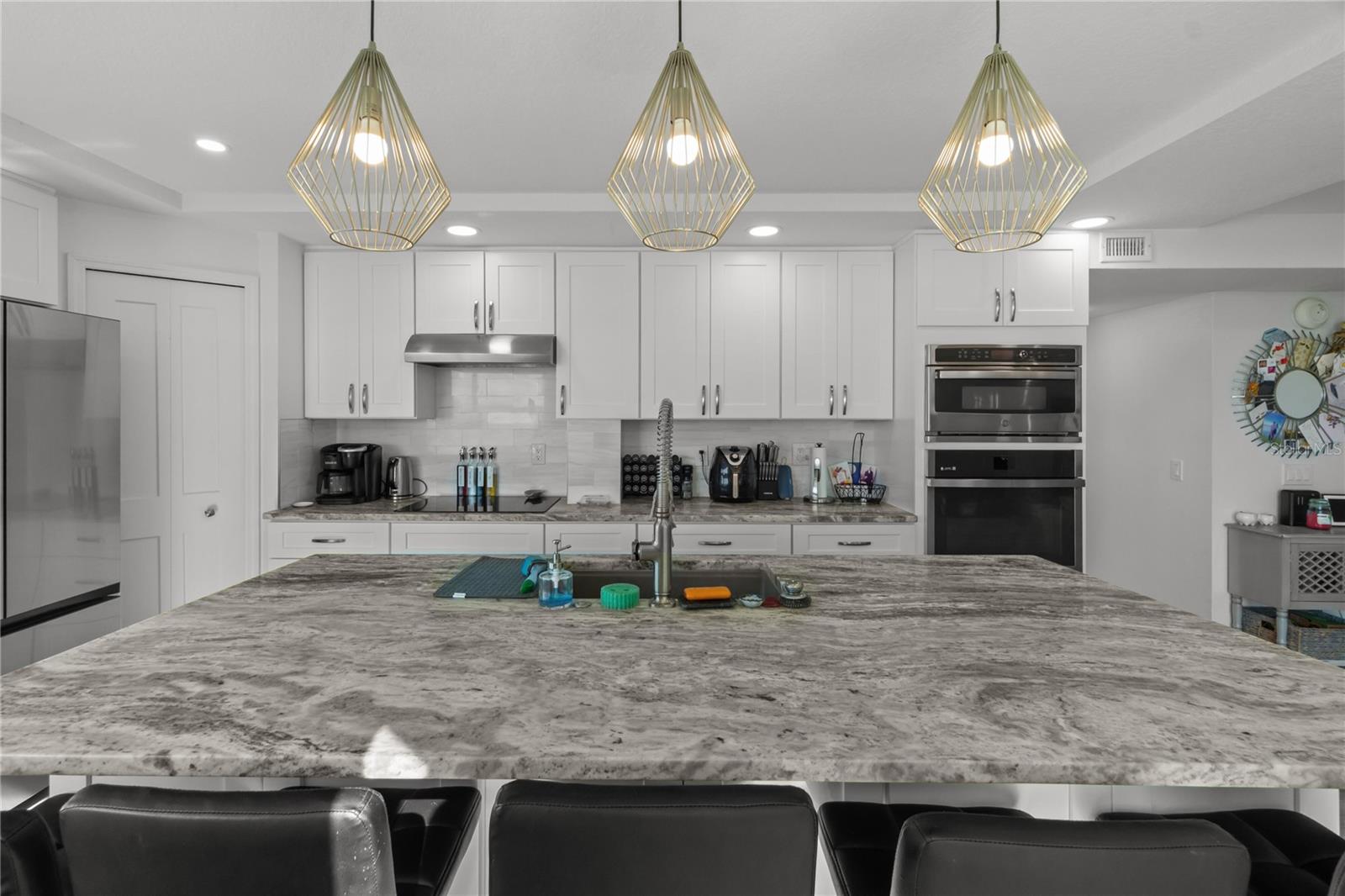 5505 La Puerta del Sol Unit 126, St Petersburg, FL 33715