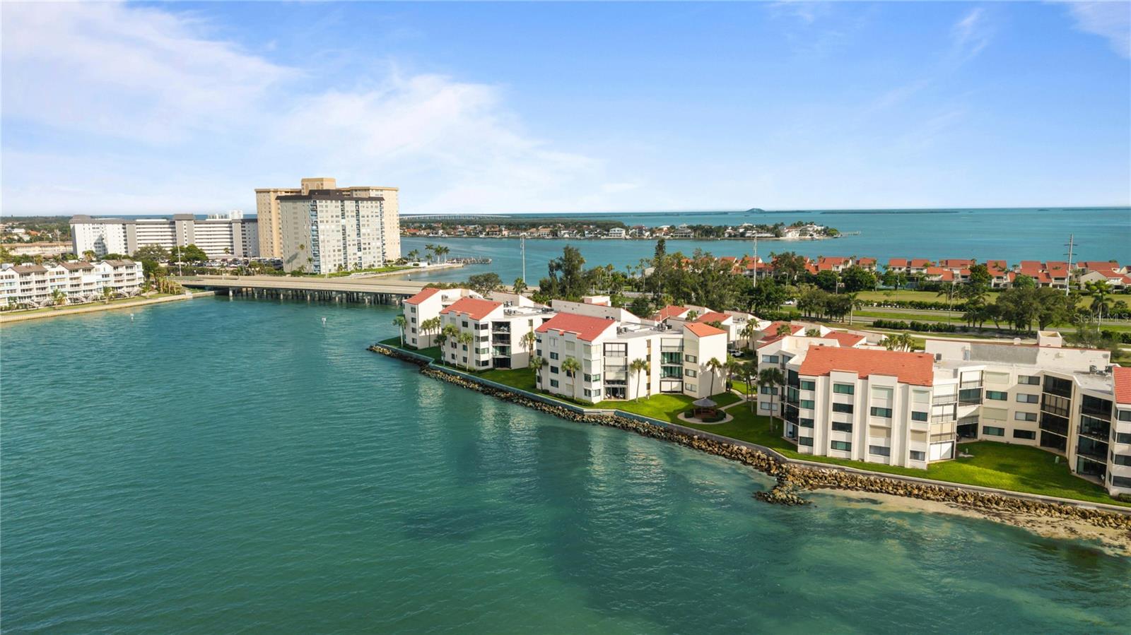 5505 La Puerta del Sol Unit 126, St Petersburg, FL 33715