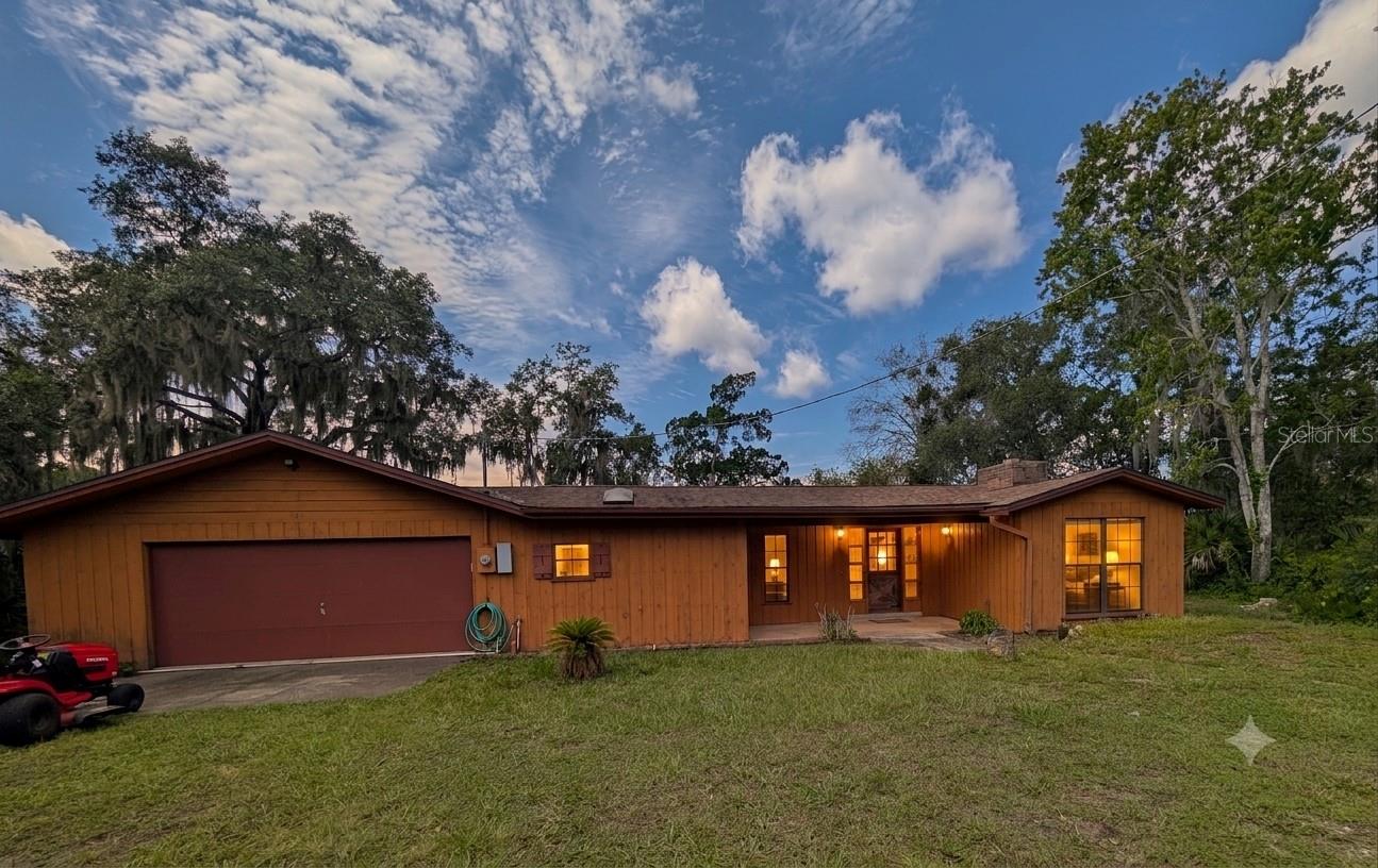 348 Mitnik, Deltona, FL 32738