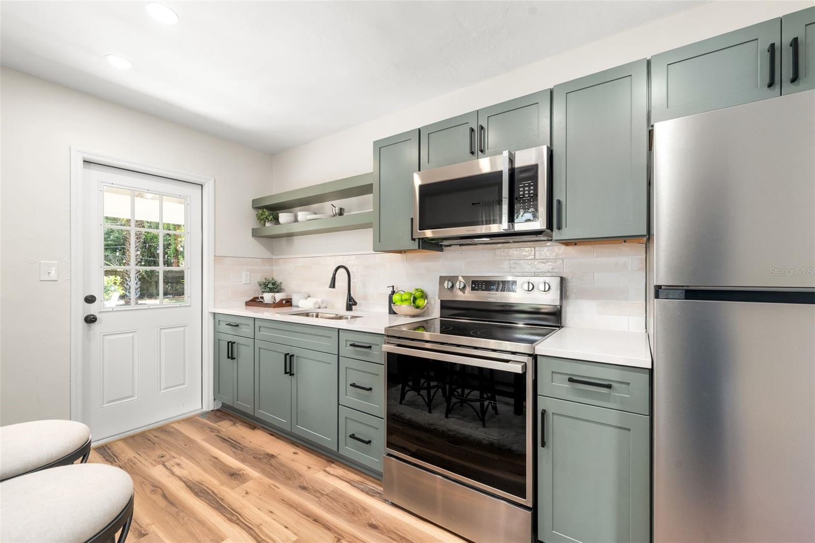 807 24th, Gainesville, FL 32609