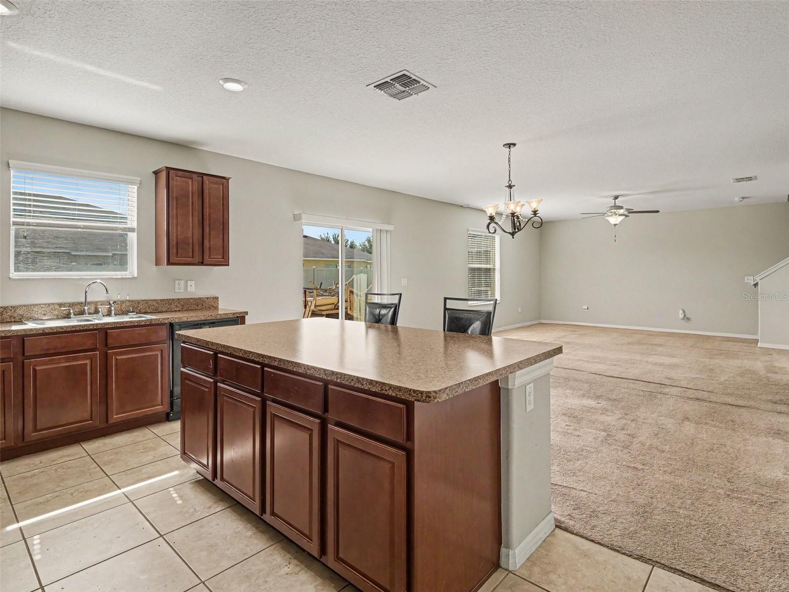 2210 Purple Orchid, Ruskin, FL 33570