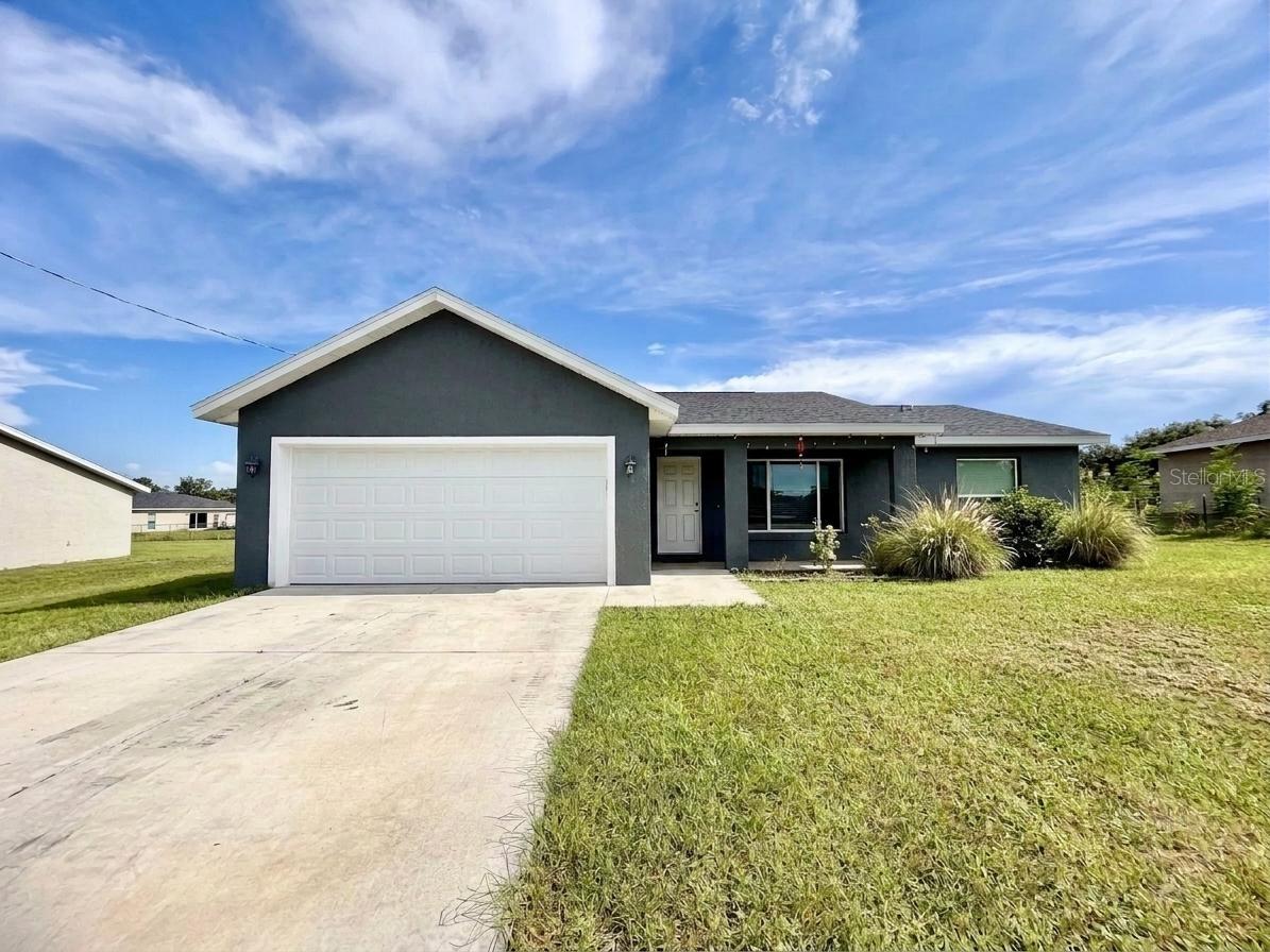 48 Maple, Ocklawaha, FL 32179