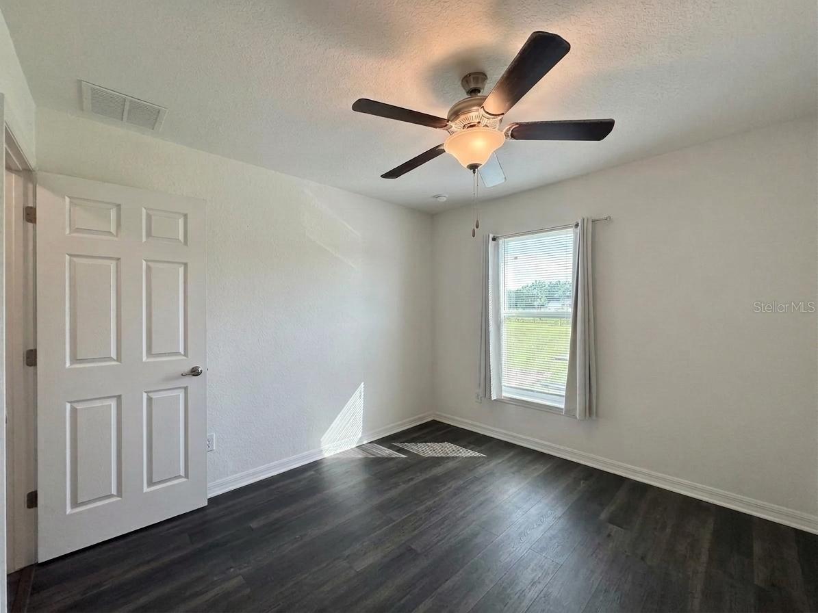 48 Maple, Ocklawaha, FL 32179