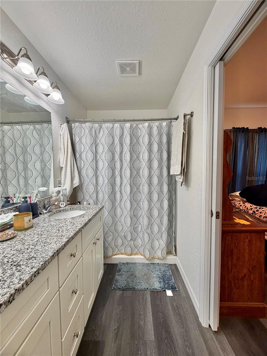 48 Maple, Ocklawaha, FL 32179