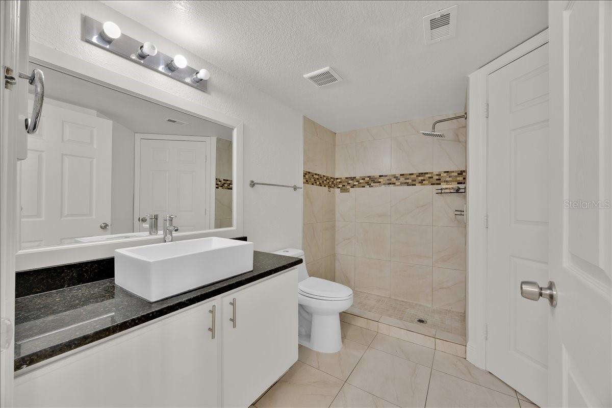2212 Grand Cayman Unit 1617, Kissimmee, FL 34741