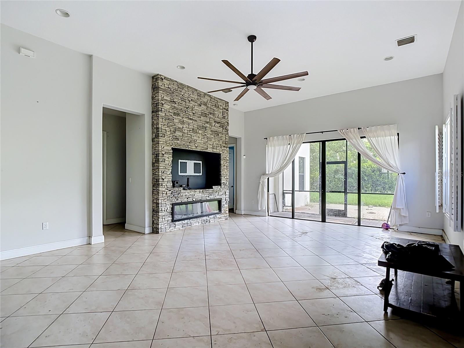 5122 Monza, Ave Maria, FL 34142