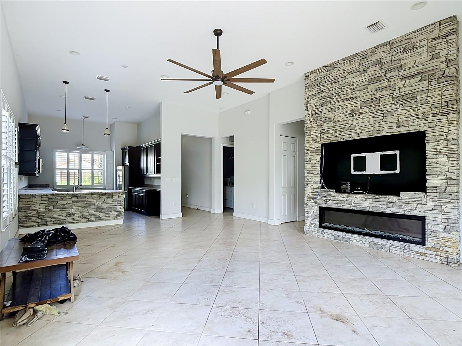 5122 Monza, Ave Maria, FL 34142