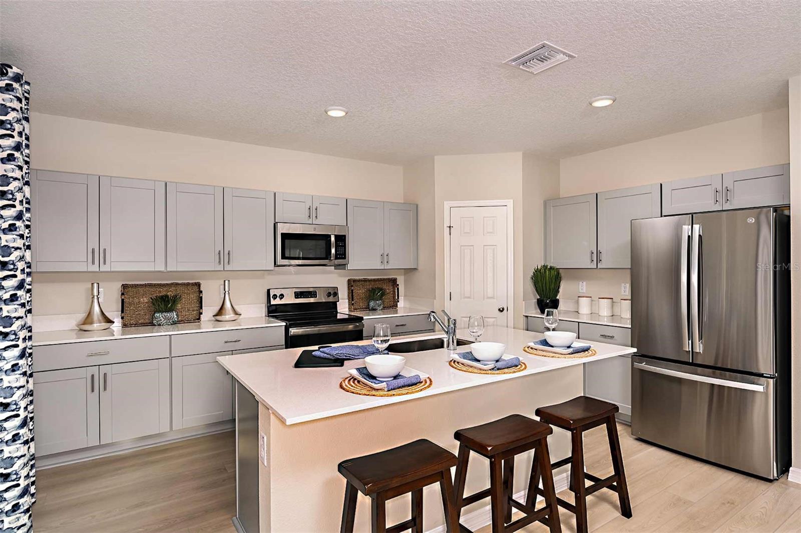 15201 Maude Landing, Wimauma, FL 33598