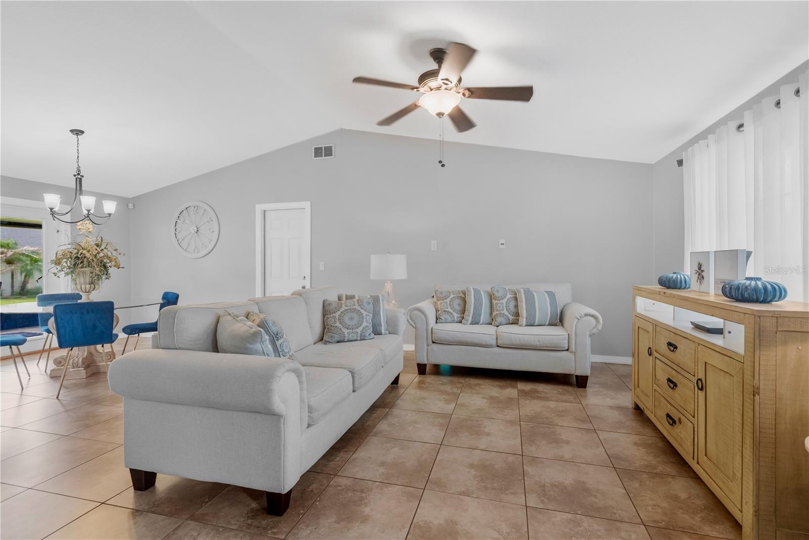 819 Jacaranda, Oldsmar, FL 34677