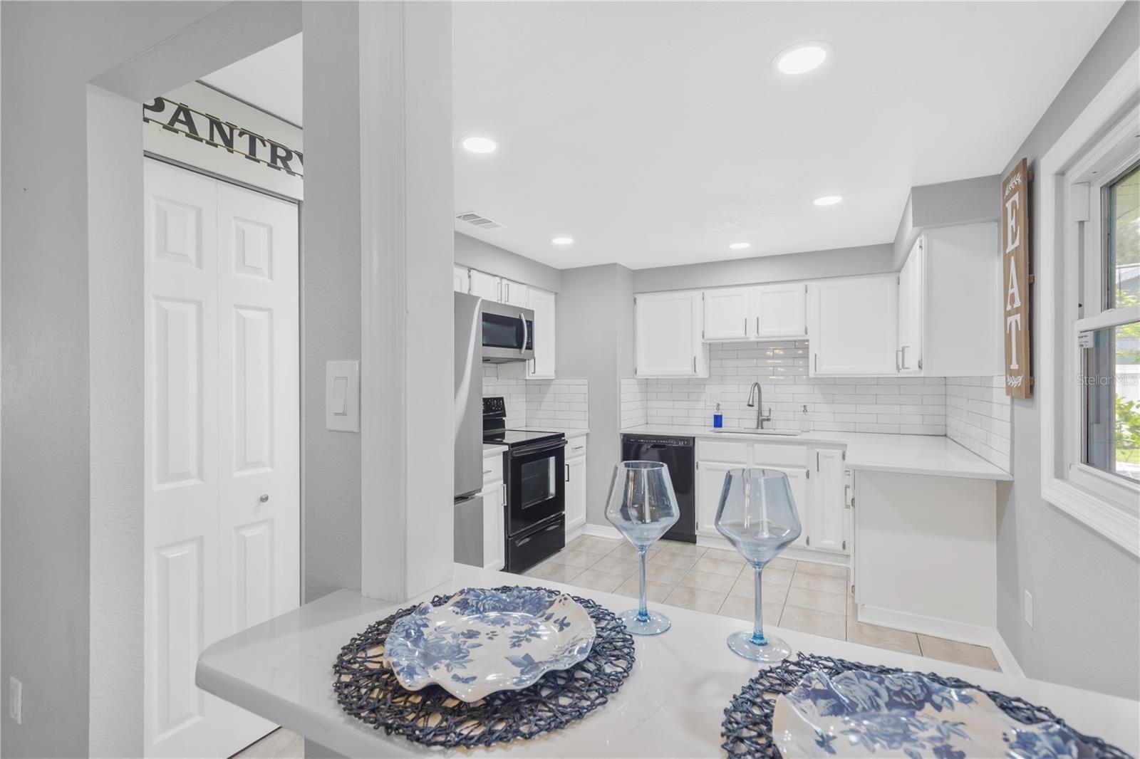 819 Jacaranda, Oldsmar, FL 34677