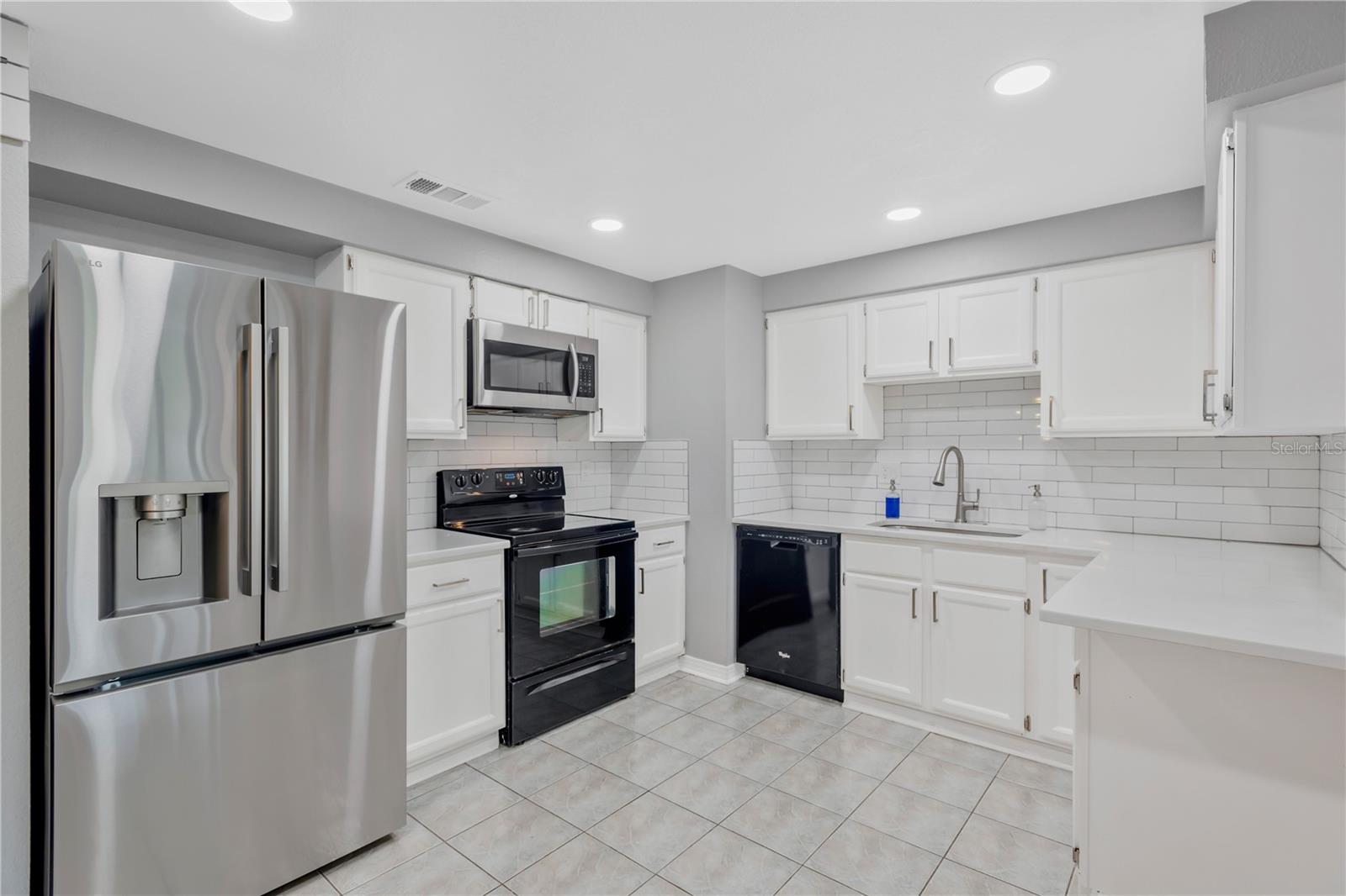 819 Jacaranda, Oldsmar, FL 34677