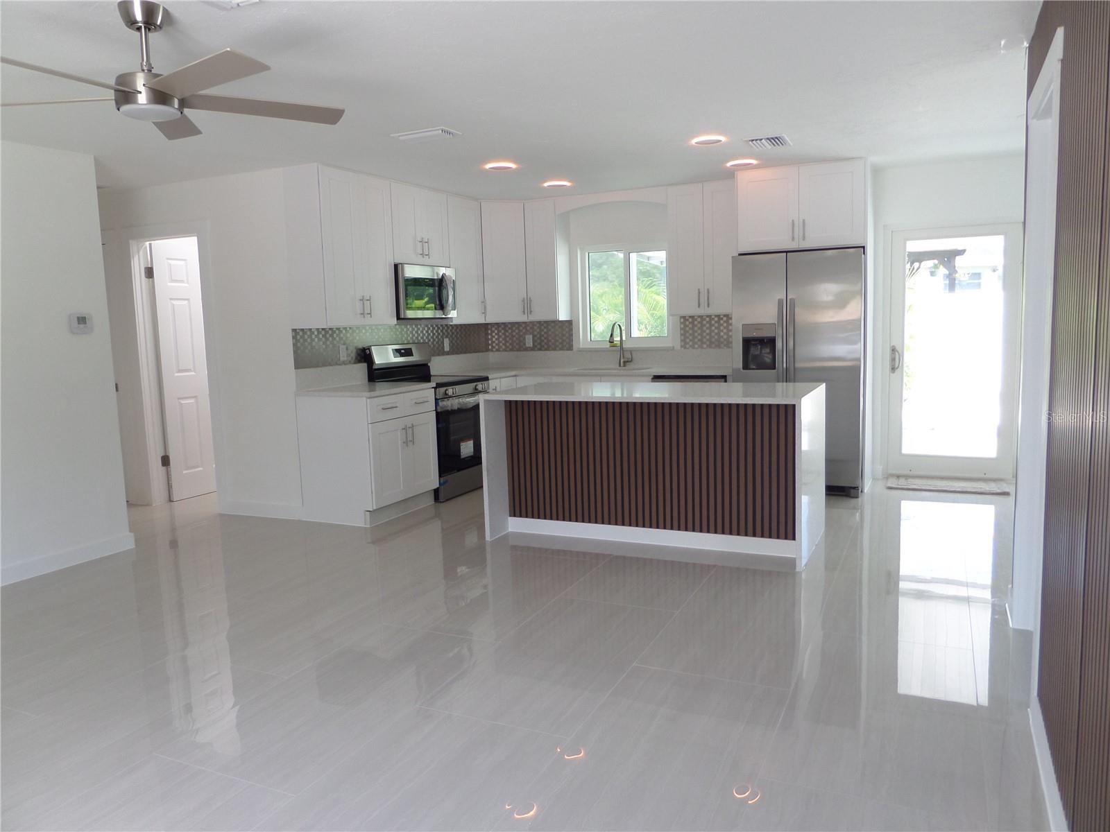 4925 Silk Oak, Sarasota, FL 34232