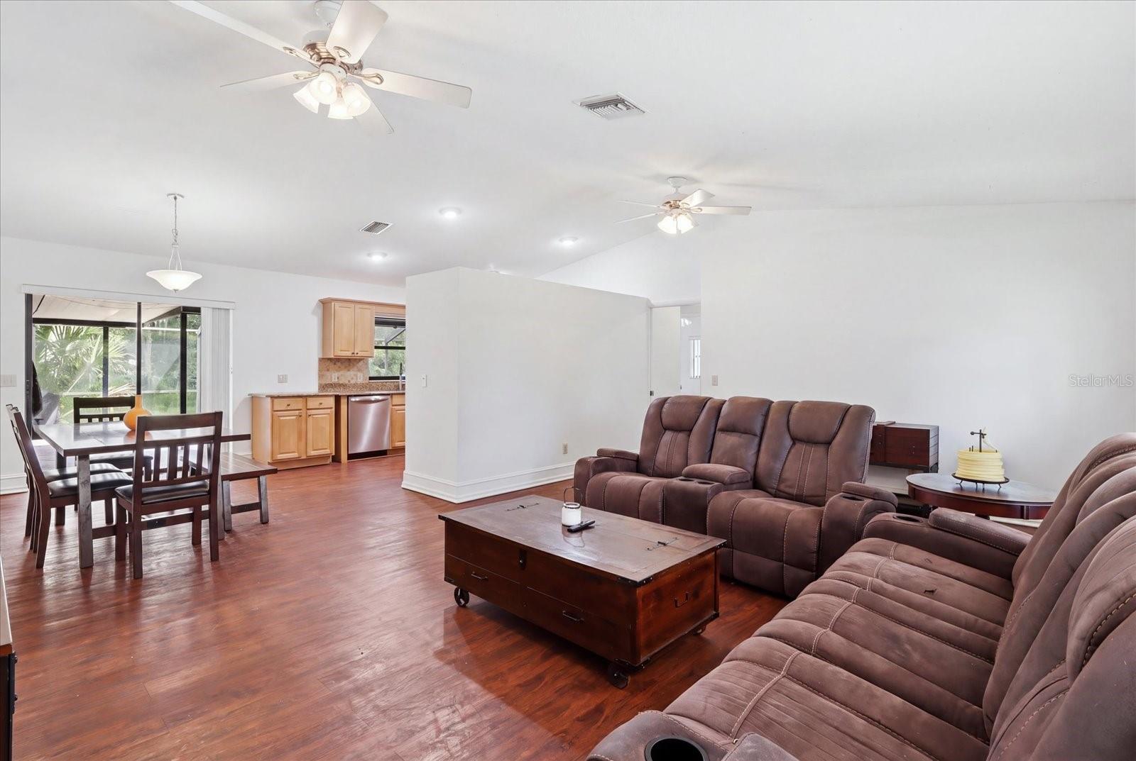 9685 Tom Mason, Crystal River, FL 34428