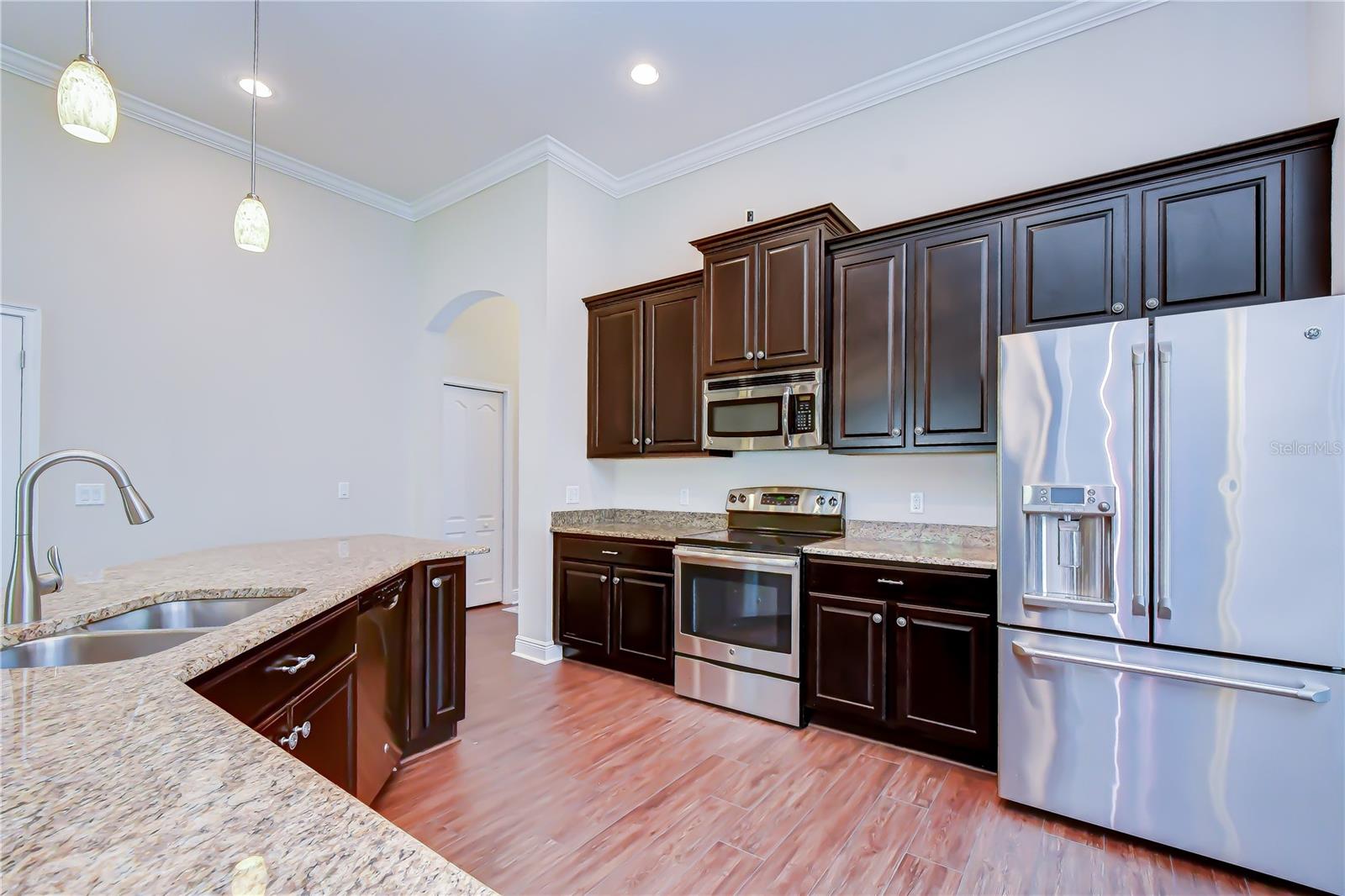 826 Vino Verde, Brandon, FL 33511