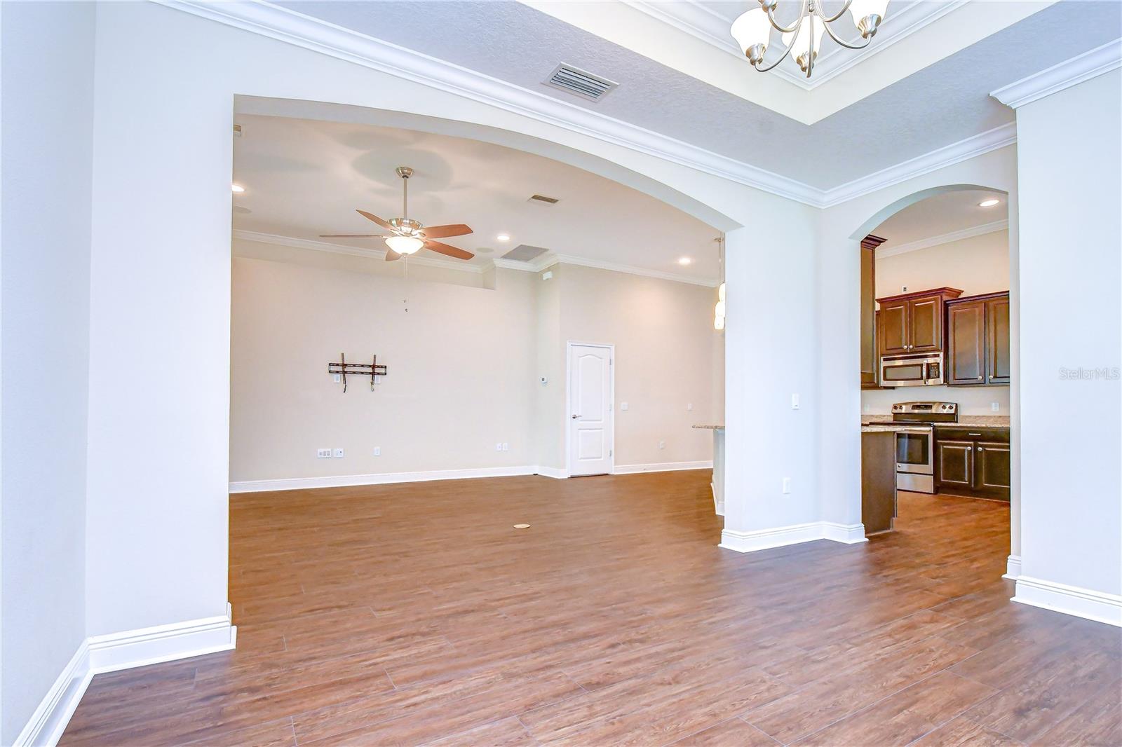 826 Vino Verde, Brandon, FL 33511