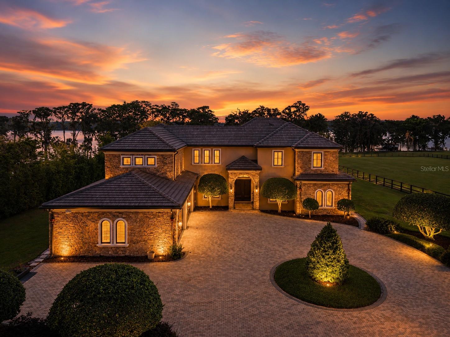 746 Lake Mills, Oviedo, FL 32766