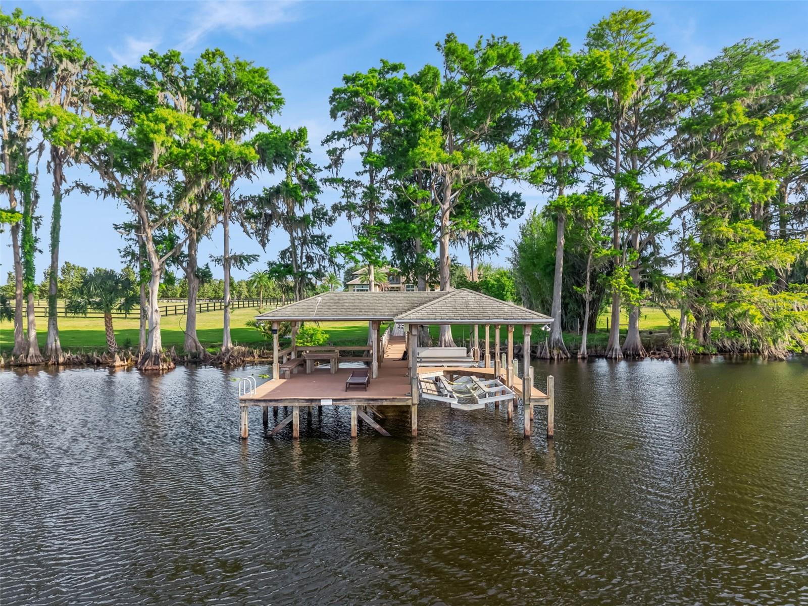 746 Lake Mills, Oviedo, FL 32766