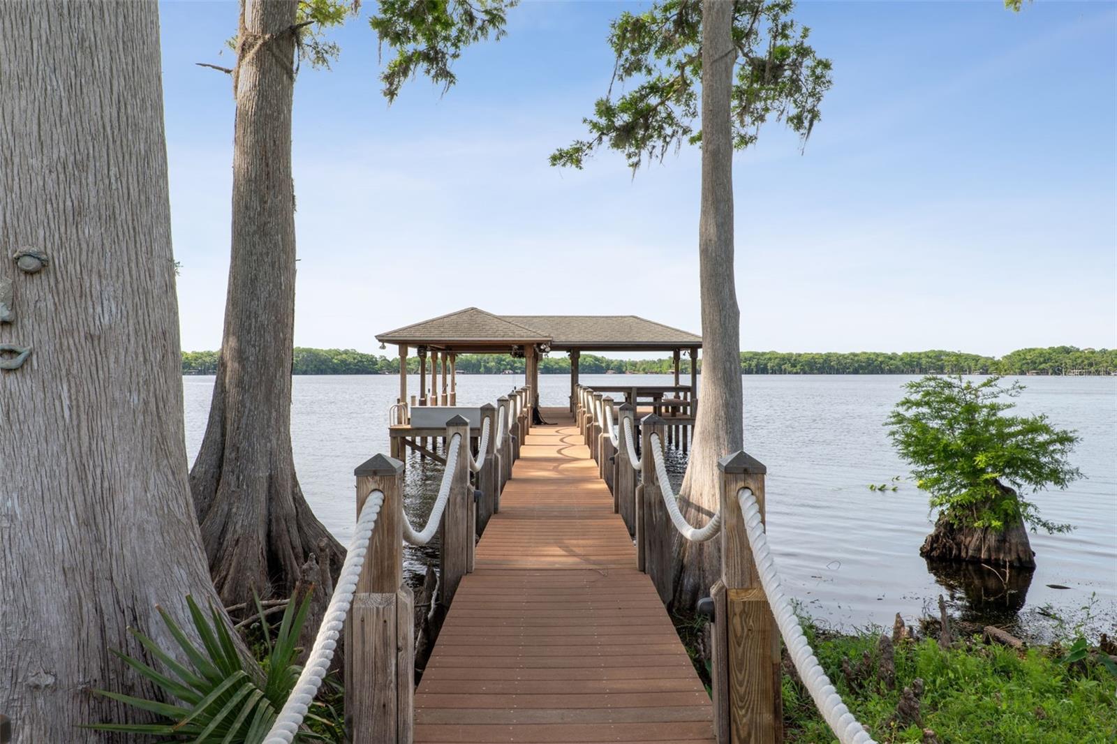 746 Lake Mills, Oviedo, FL 32766