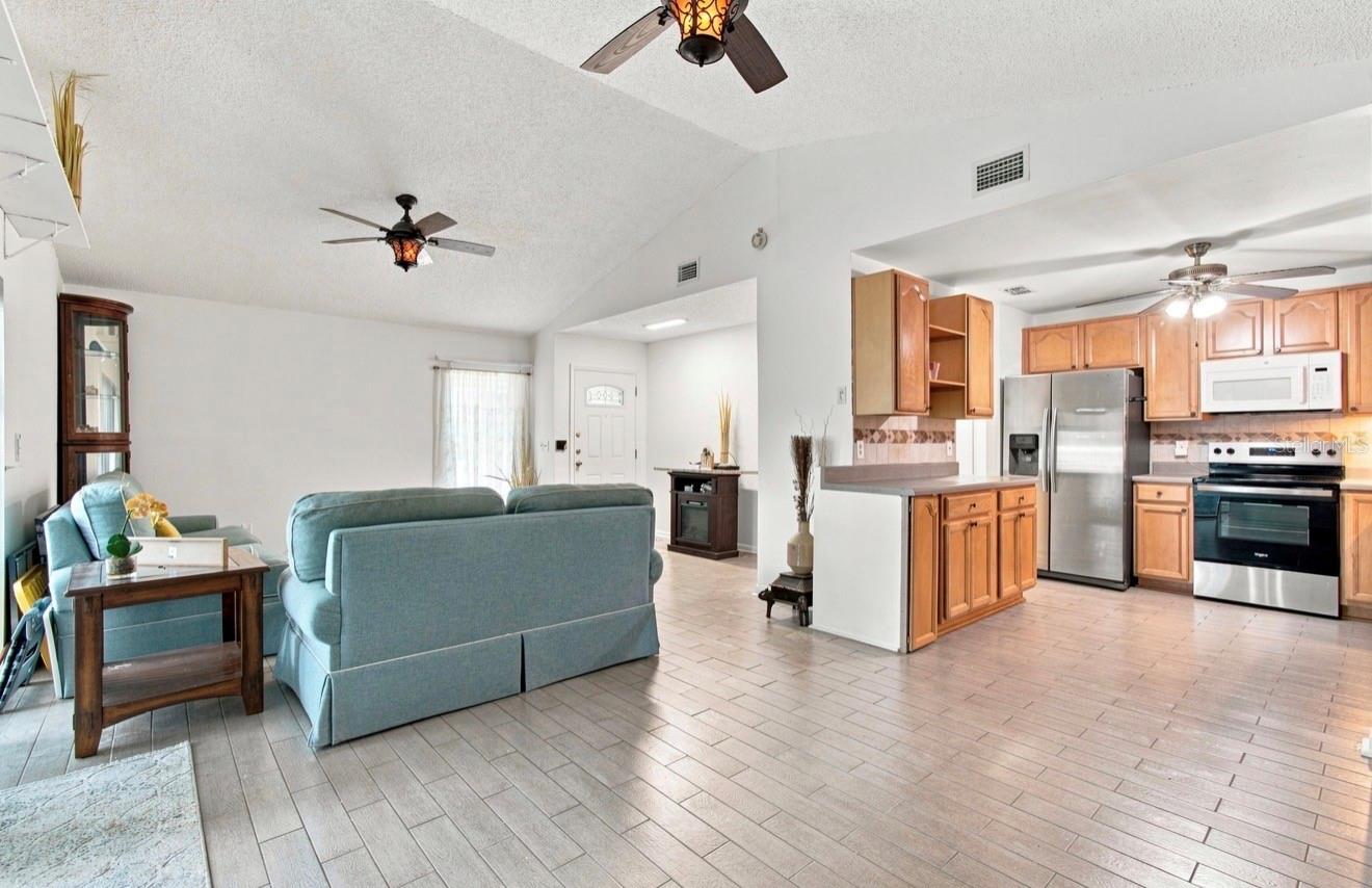 1932 Gregory, Tampa, FL 33613