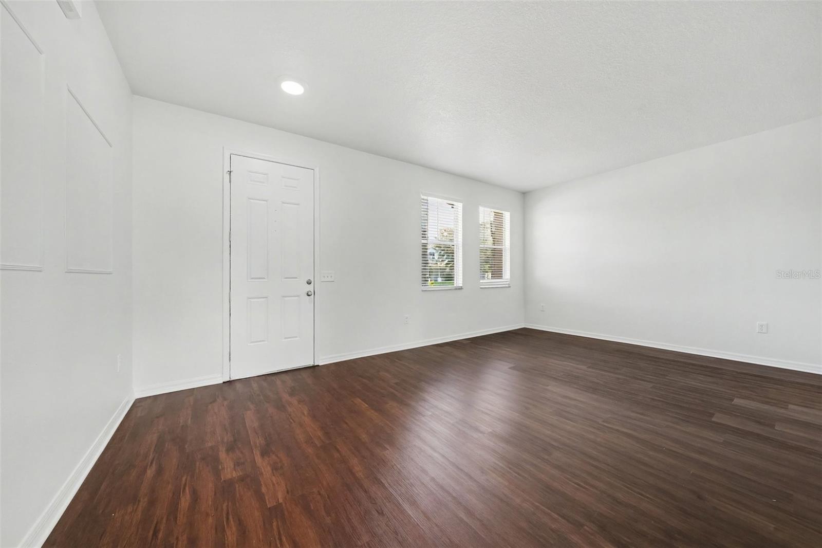 2012 Bearing, Kissimmee, FL 34744