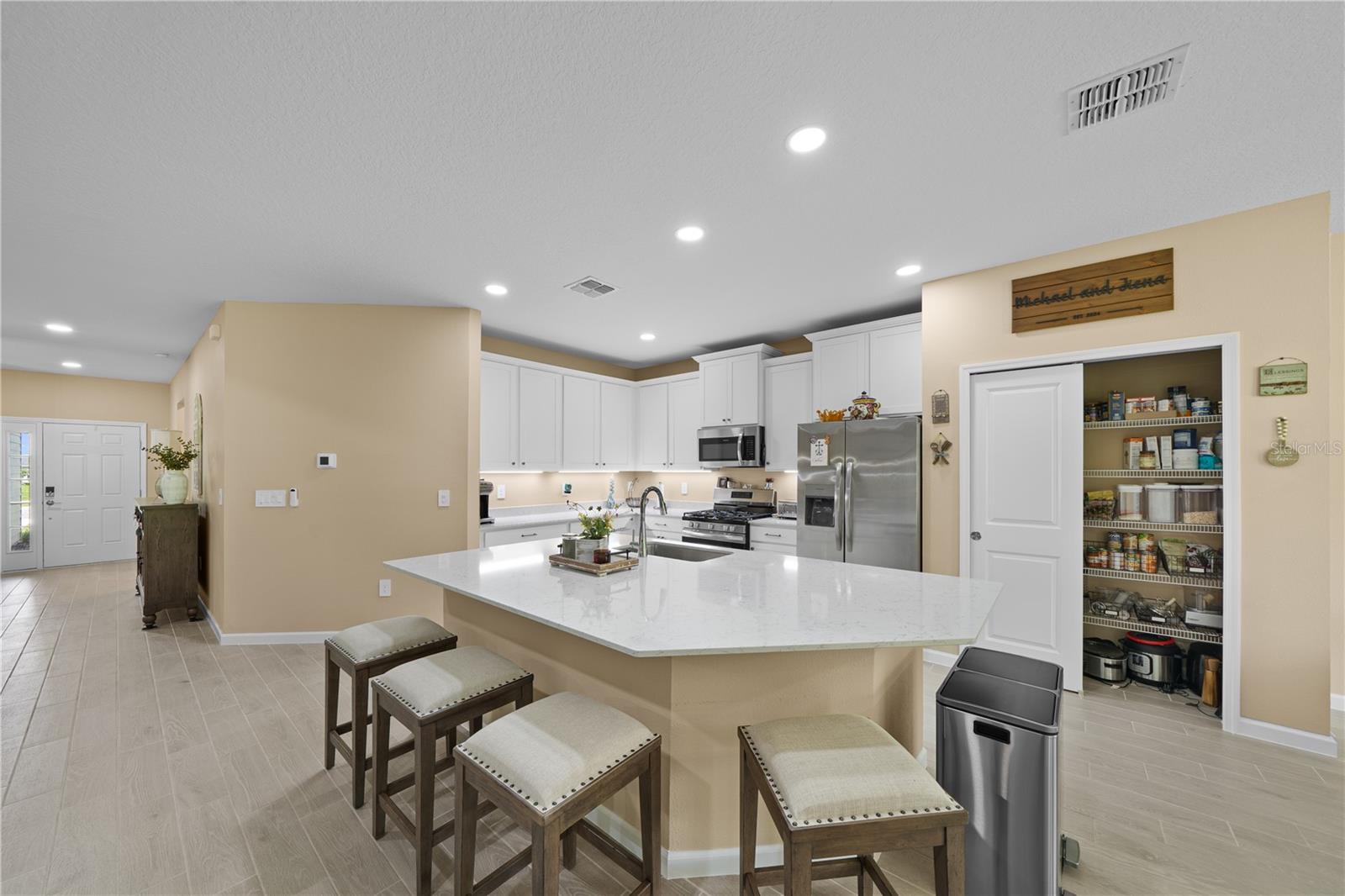 13669 Convergence, Alachua, FL 32615