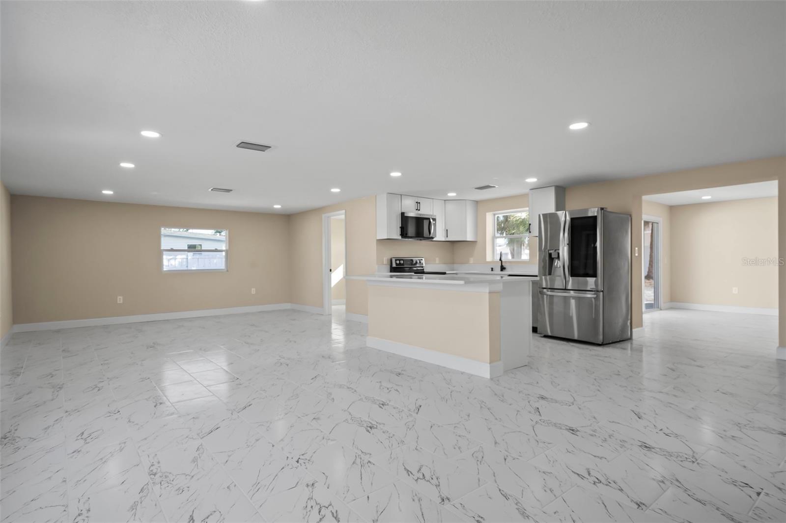 6211 Cornell, Bradenton, FL 34207