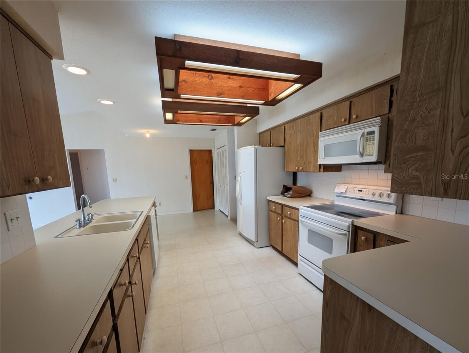 7006 120th, Seminole, FL 33772