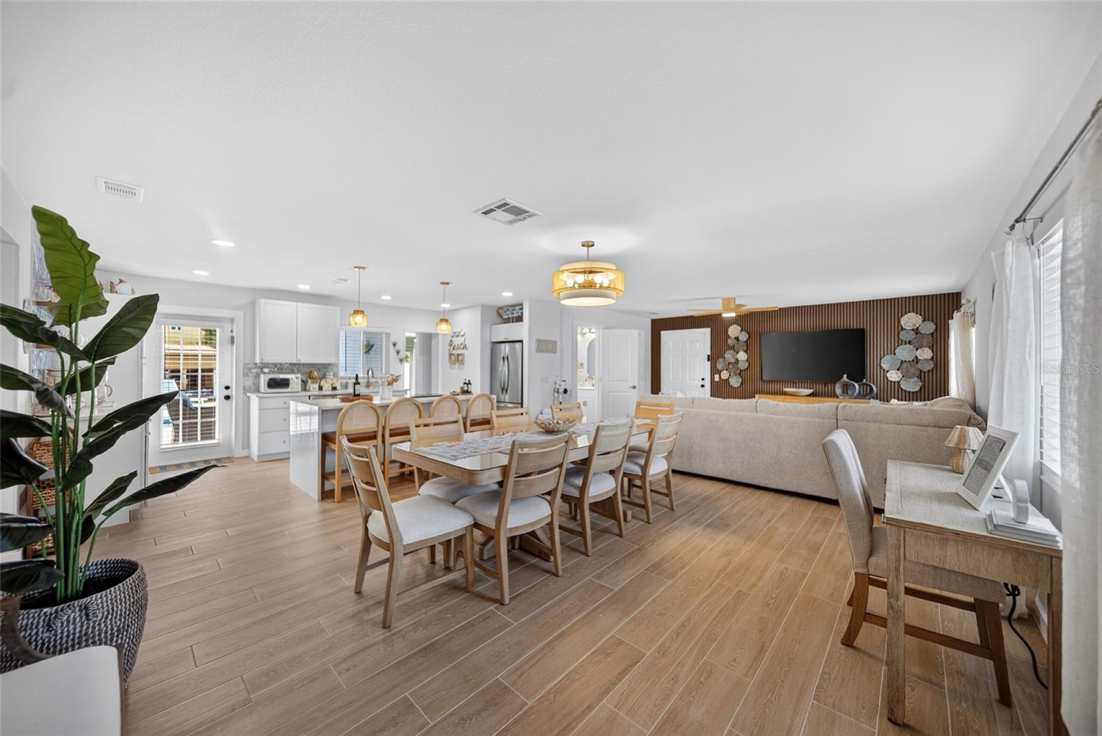 507 59th, Bradenton Beach, FL 34217