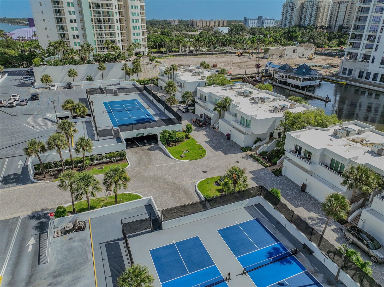 888 Blvd of the Arts Unit 1008, Sarasota, FL 34236