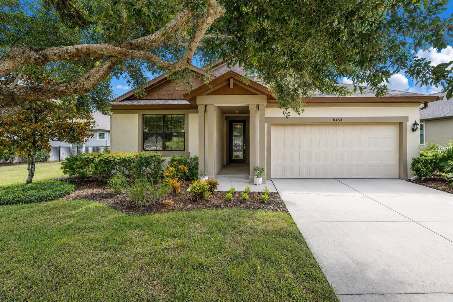 8454 May Port, Land O Lakes, FL 34638