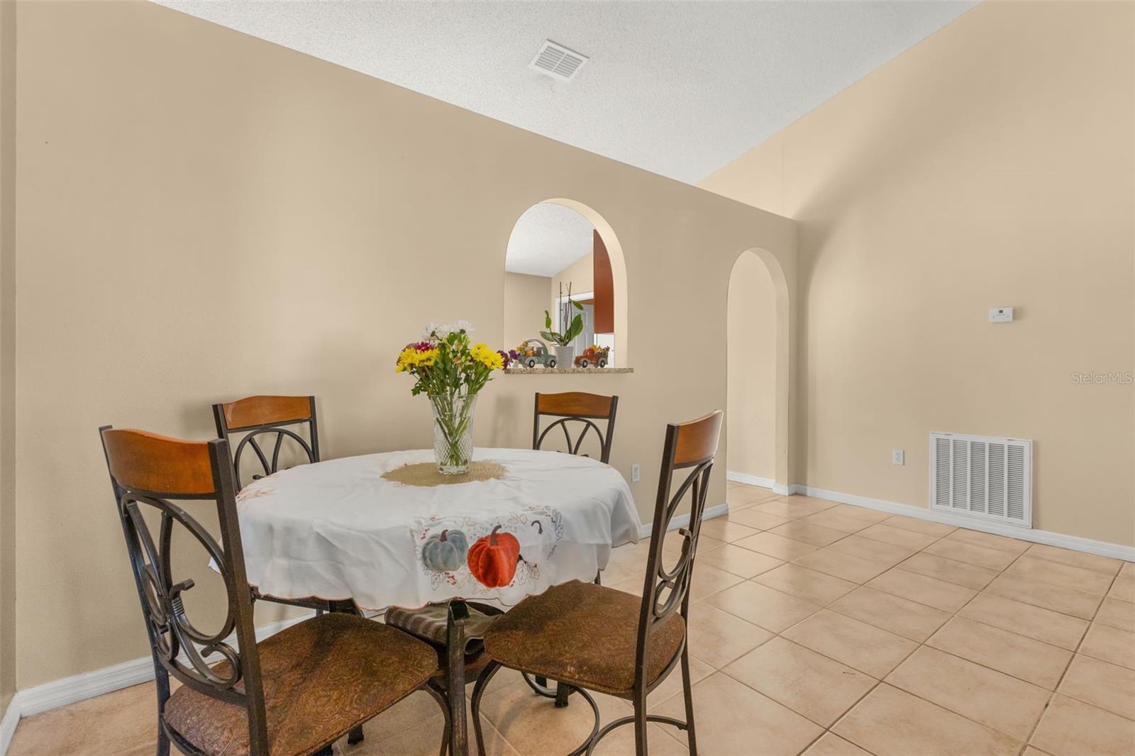 374 Colonade, Kissimmee, FL 34758