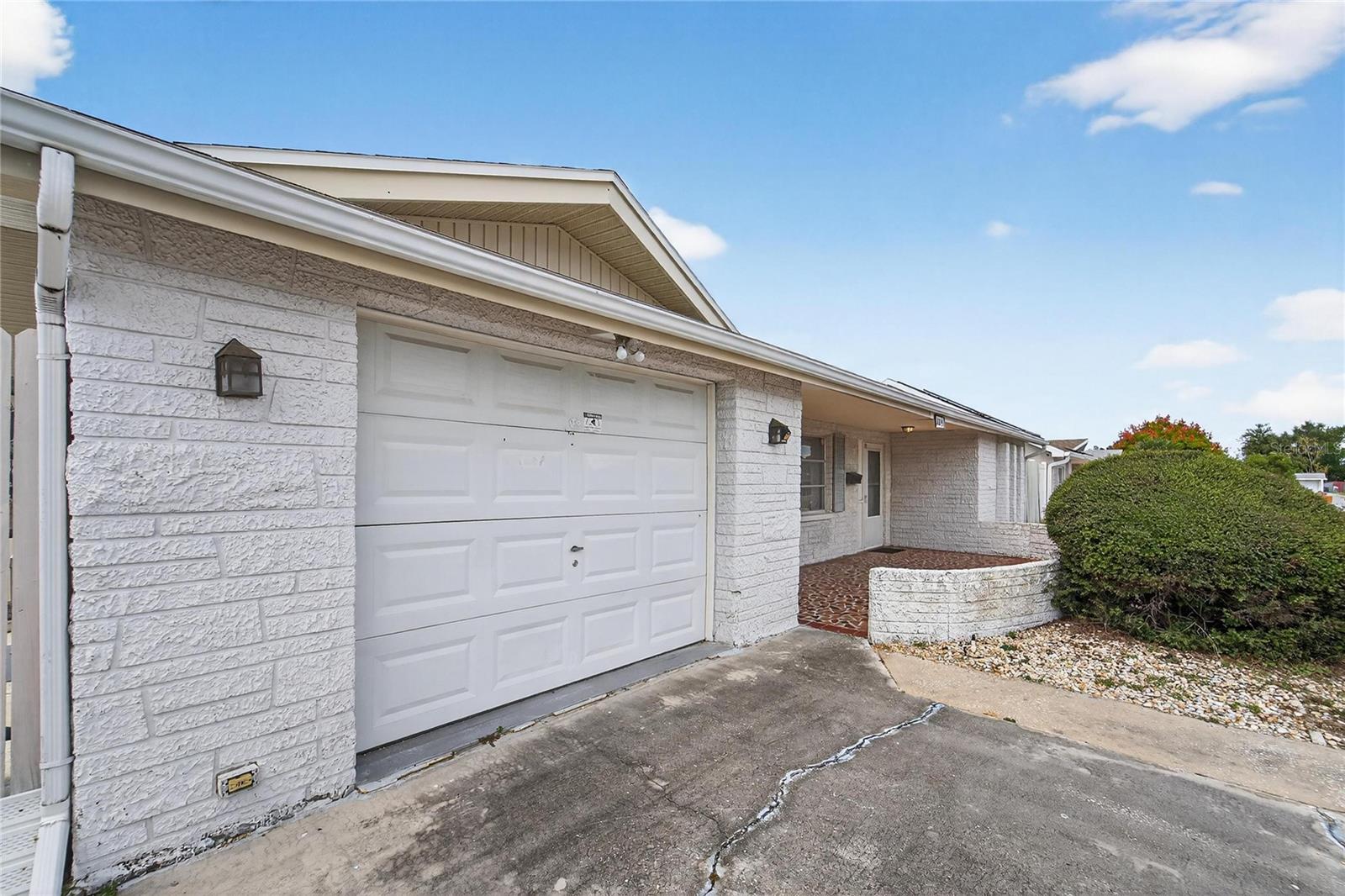 10841 Piccadilly, Port Richey, FL 34668